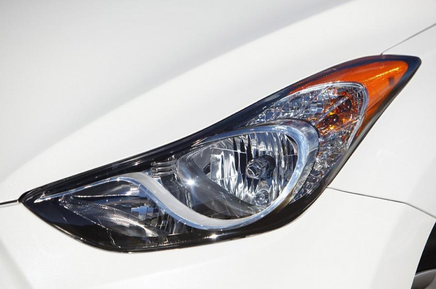  Hyundai Elantra 2011 года  (фото 61 из 144)
